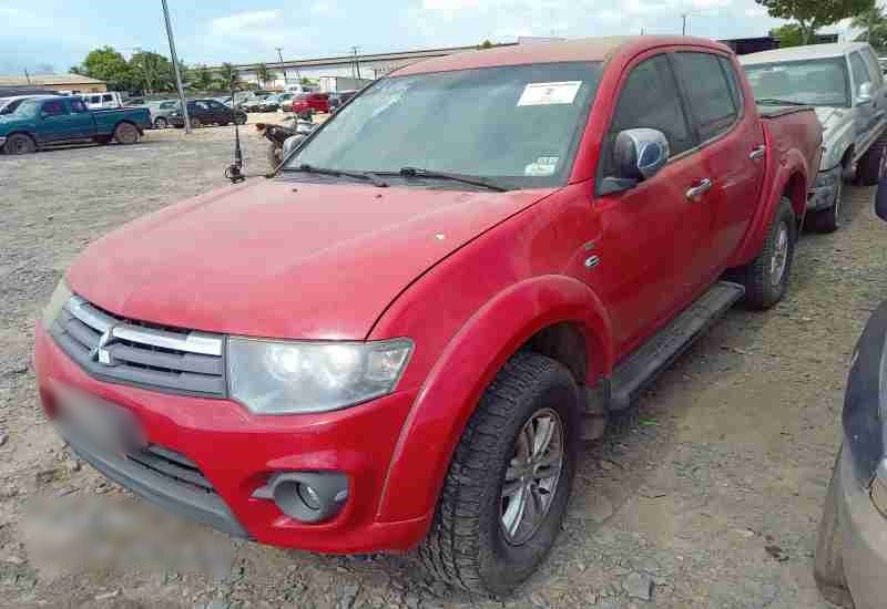 MITSUBISHI L200 Triton HPE 3.2 Turbo Ano: 2014/2015