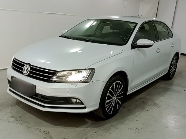  Volkswagen Jetta 2.0 TSI Highline DSG 2017