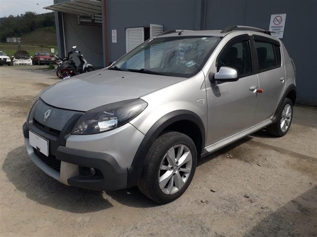 RENAULT SANDERO SW 1.6 16VA ANO 2012/2013