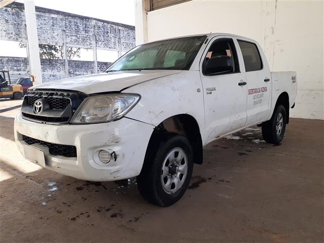  TOYOTA HILUX CD4X4 ANO 2011/2011